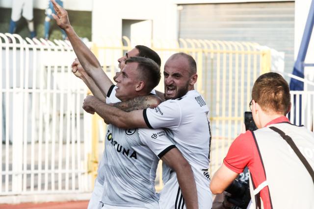 赵继伟15+11弗格42分辽宁逆转江苏 天津胜宁波